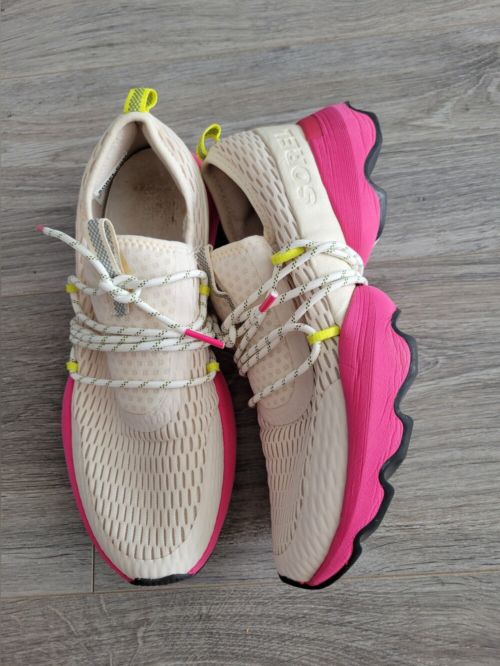SOREL Kinetic Impact Lace Sneakers Size 8
